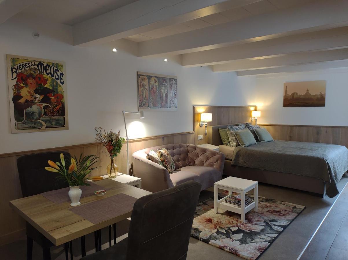 Vrye Heerlykheyd (Adults Only) Apartamento Middelburg Exterior foto